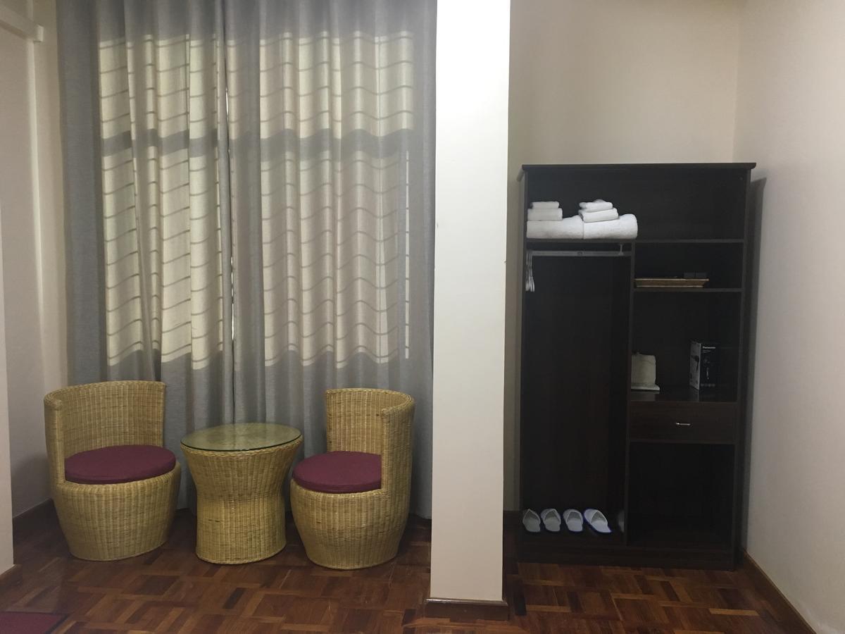 Hotel Yadanar Oo Мандалей Екстериор снимка